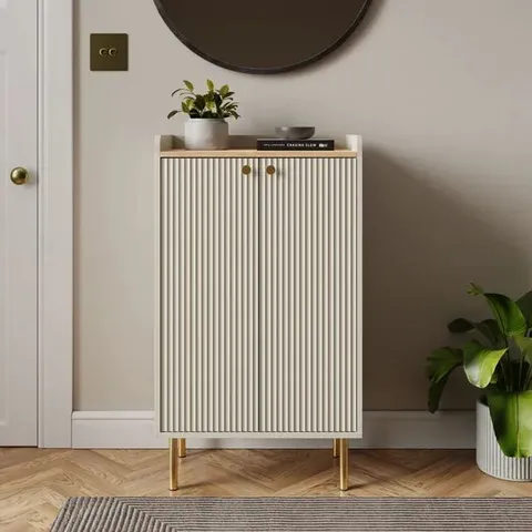 BOXED GEORGI RIBBED 2 DOOR HALLWAY SHOE STORAGE UNIT (1 BOX)
