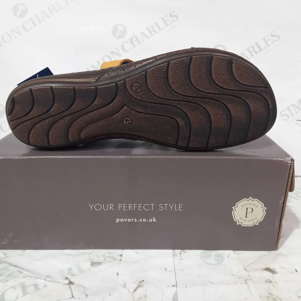 BOXED PAIR OF PAVERS OPEN TOE SANDALS IN MULTI-COLOUR EU SIZE 41