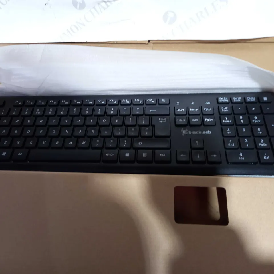BLACKWEB WIRELESS SILET KEYBOARD