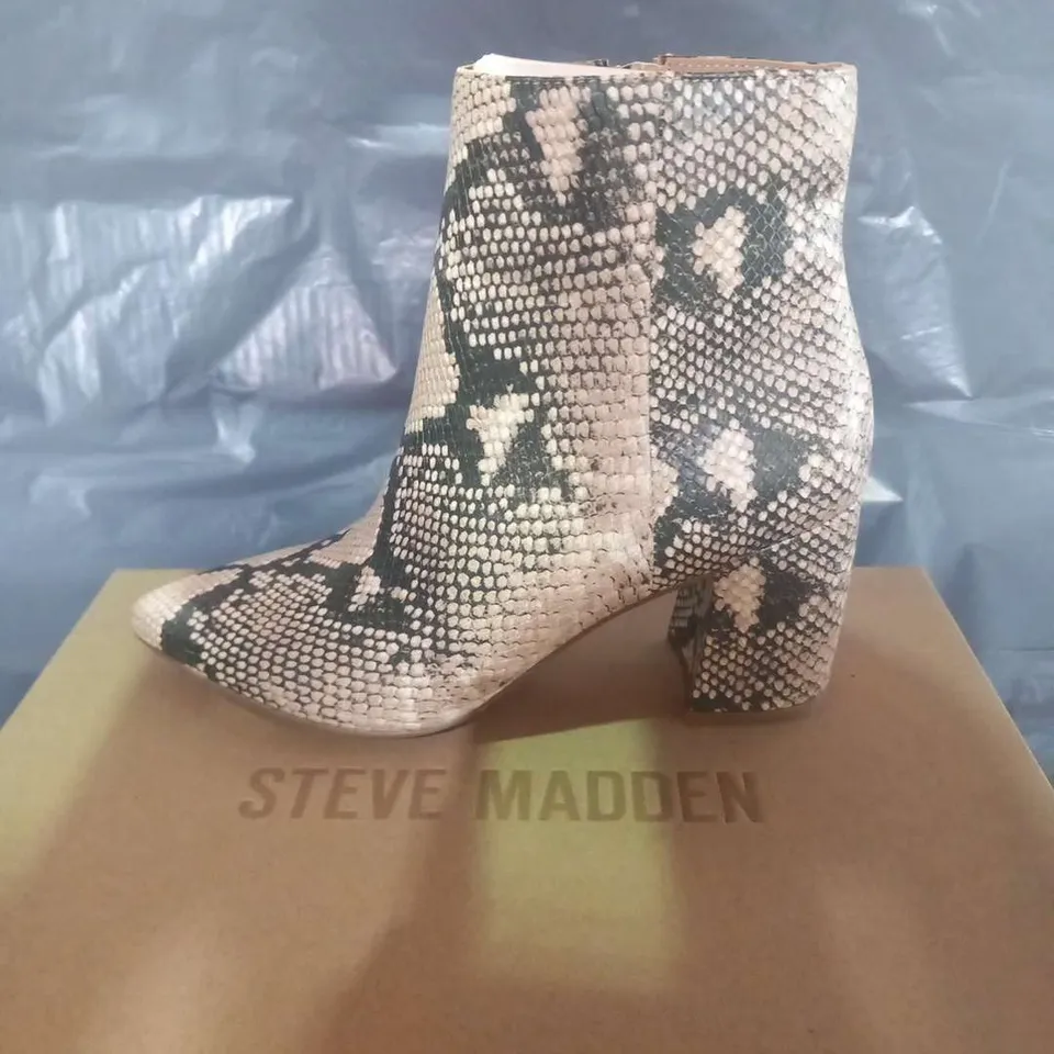 BOXED STEVE MADDEN NADALIE TAN SYNTHETIC SIZE 37