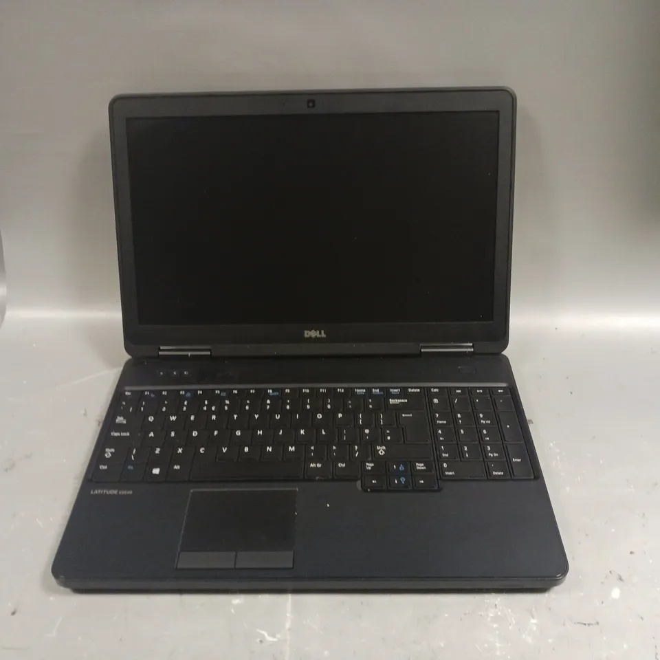 DELL LATITUDE E5540 LAPTOP