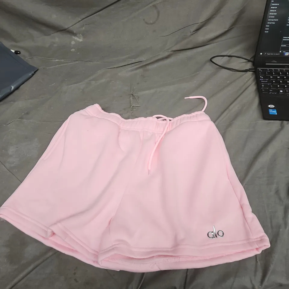 ALO YOGA PINK CROPPED HOODIE AND SHORTS – SIZE S (US/EU)
