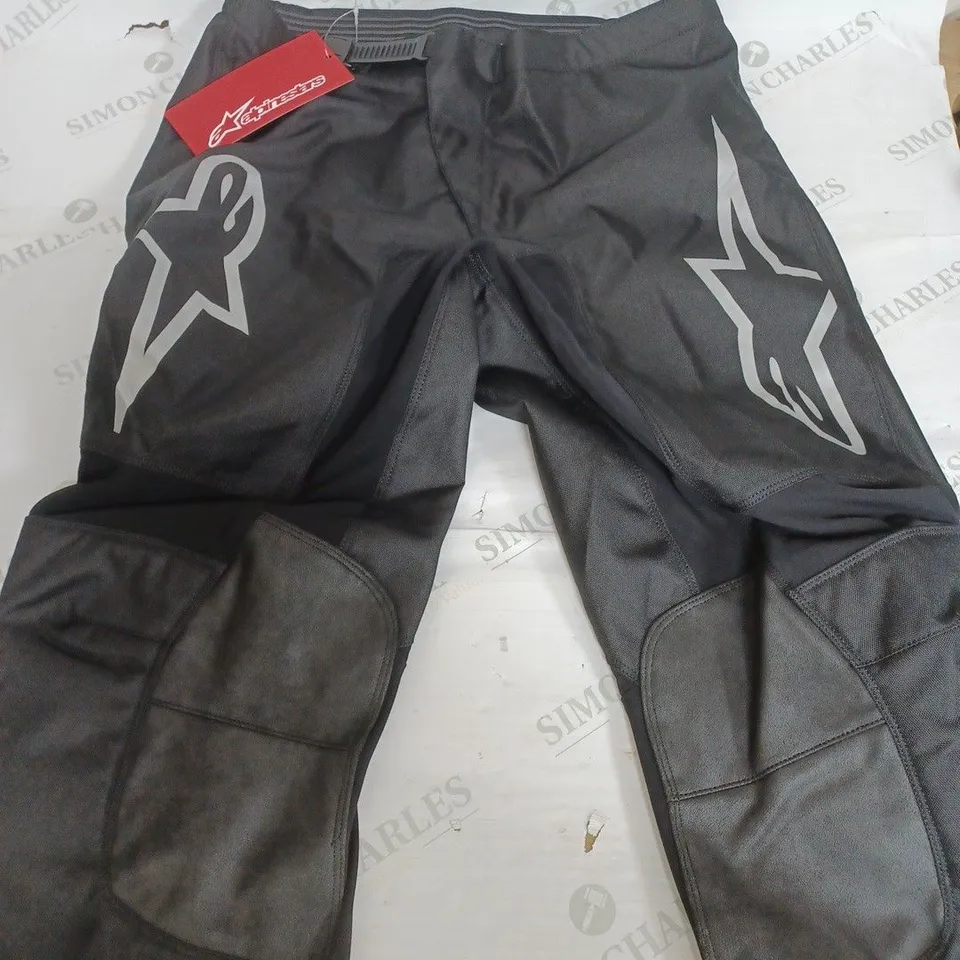 ALPINESTAR FLUID GRAPHITE PANTS IN BLACK & SILVER - EUR 50