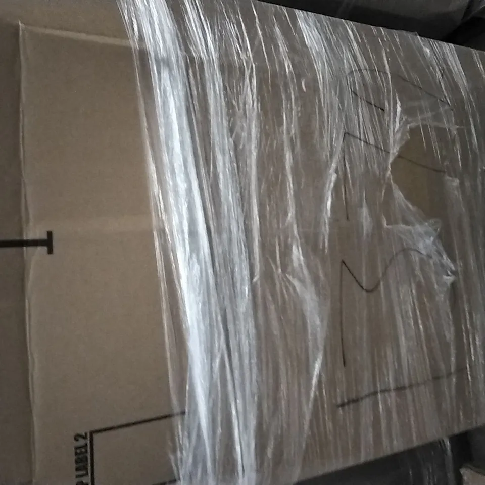 PALLET OF ASSORTED ITEMS INCLUDING MOOLAN MULTIFUNCTION STEAM MOP, MEIDOM MAKEUP MIRROR, ROLAND PIANO BENCH, OMMO AIR FRYER, HOMIDEC, ELECTRIC INDOOR FIREPLACE