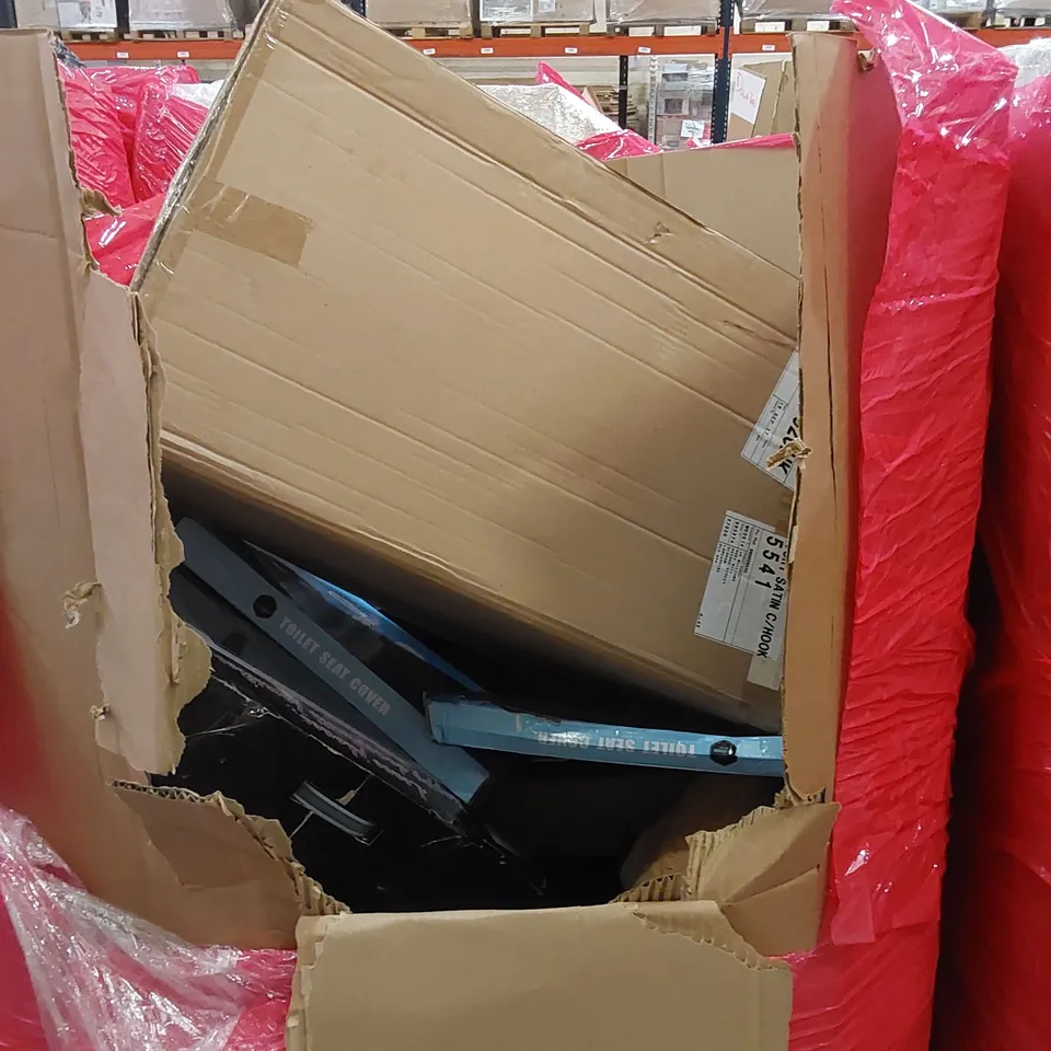 PALLET OF ASSORTED HOUSEHOLD ITEMS AND CONSUMER PRODUCTS. INCLUDES; TURNTABLE, FOOD PROCESSOR, TV STAND, TOILET SEATS, BOXED FURNITURE ETC 