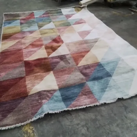 QUALITY DESIGNER AREA RUG - APPROXIMATELY 310X200CM