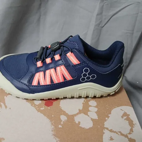 VIVO KIDS NAVY RUNNING SHOES WITH PINK LACES, UK 11.5 (EU 30, US 12)