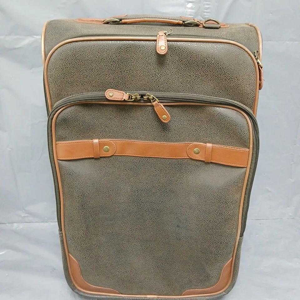 M&S WHEELED SUITCASE IN BROWN