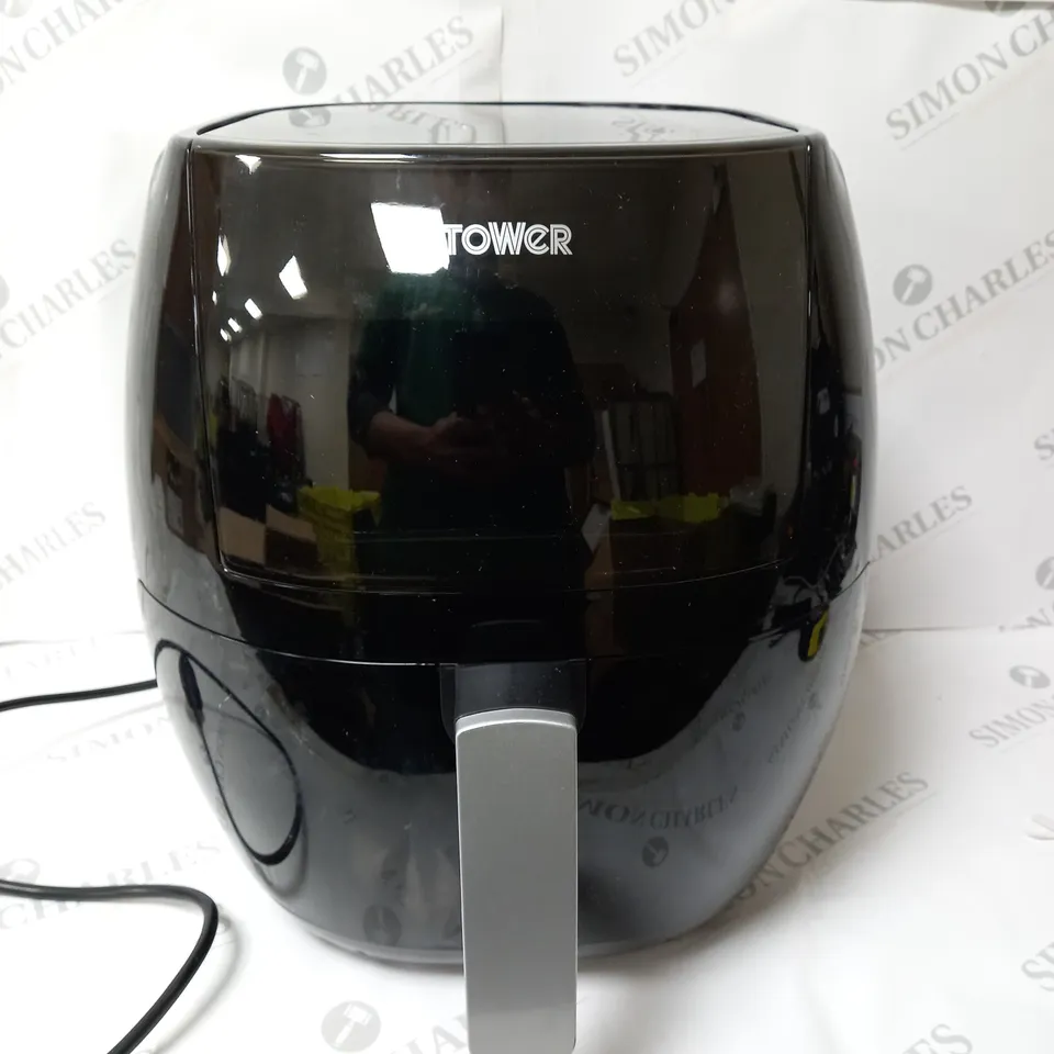 BOXED TOWER 7 LITRE AIR FRYER 