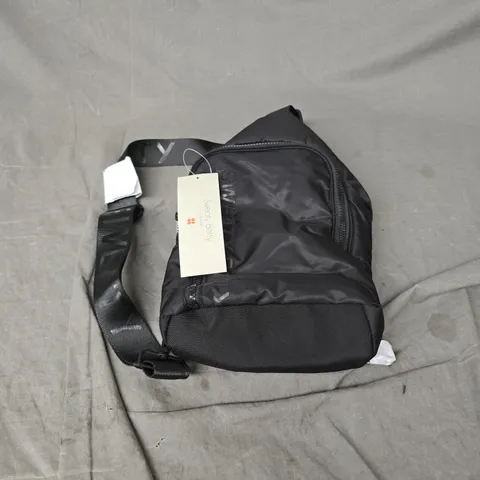 SWEATY BETTY MOTION SLING BAG IN BLACK ONE SIZE