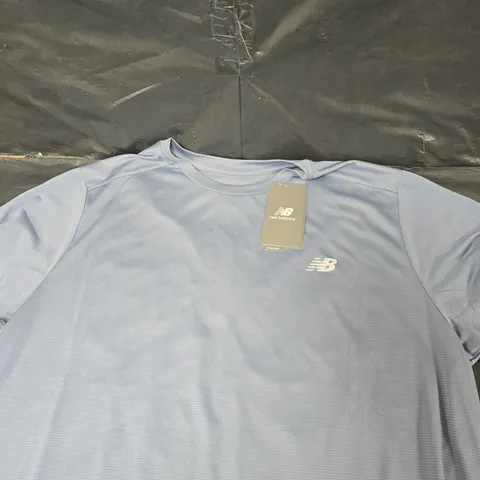 NEW BALANCE ESSENTIAL RUNNING TOP - SIZE XL