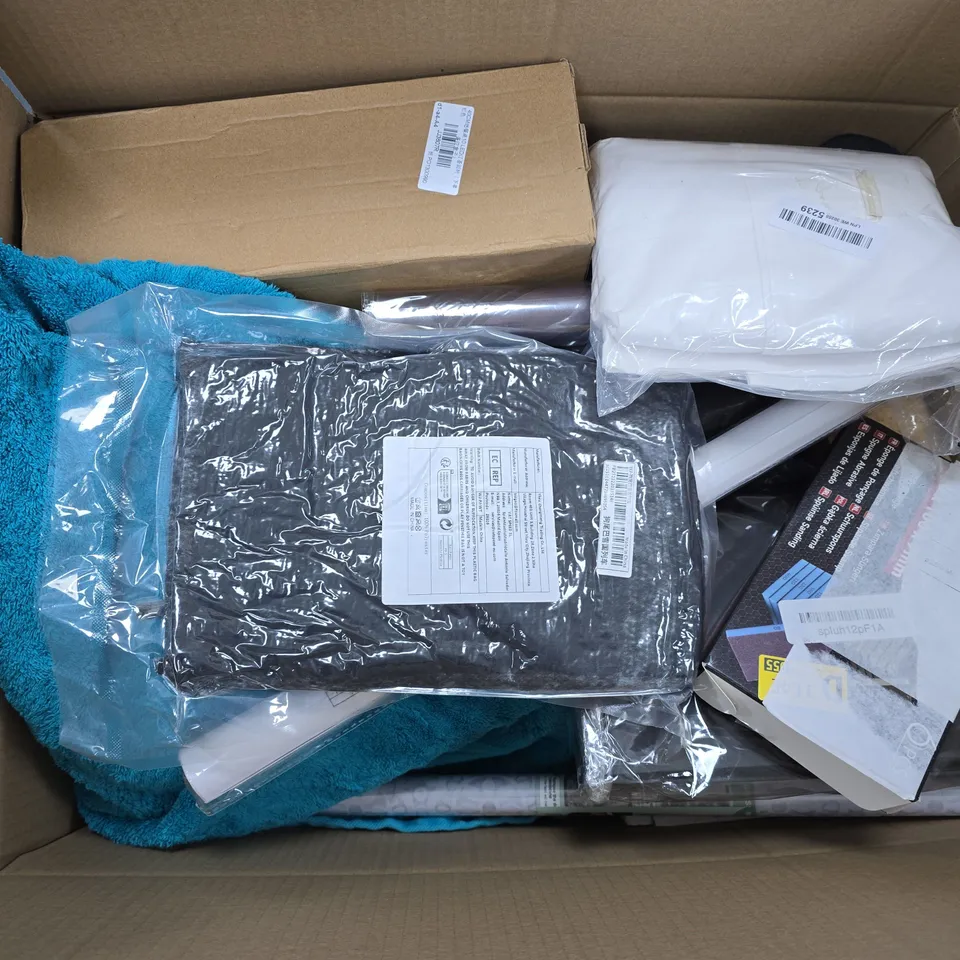 APPROXIMATELY 15 ASSORTED HOUSEHOLD PRODUCTS TO INCLUDE TOWEL, WRAPPING PAPER, FILM, ETC