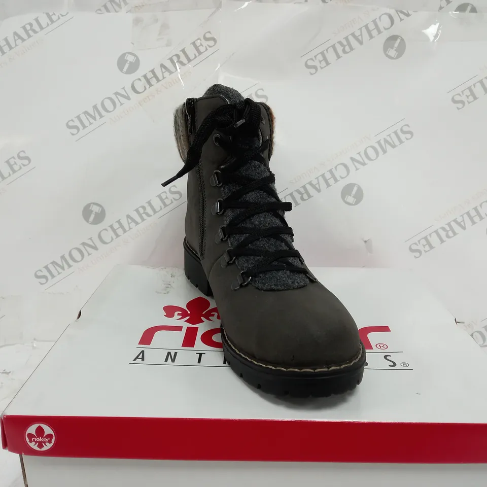 BOXED PAIR OF RIEKER HIKING BOOTS IN GREY UK SIZE 5