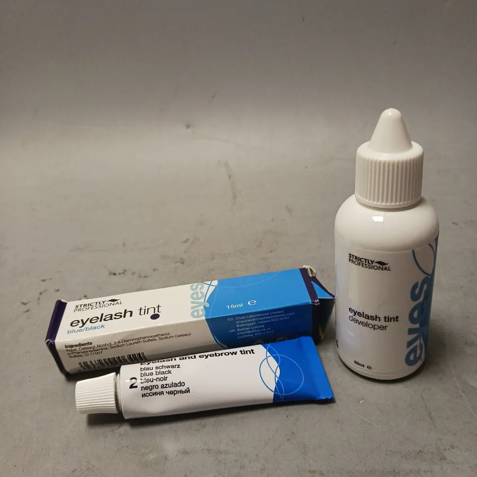 STRICTLY PROFFESIONAL EYELASH TINT AND DEVELOPER IN BLUE/BLACK