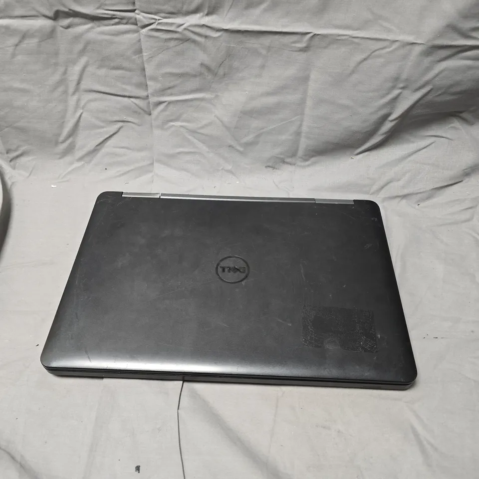DELL LATITUDE E5540 LAPTOP