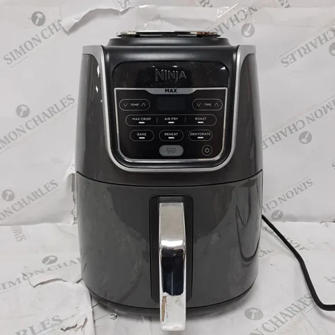 BOXED NINJA AIR FRYER MAX 5.2L AF160UK