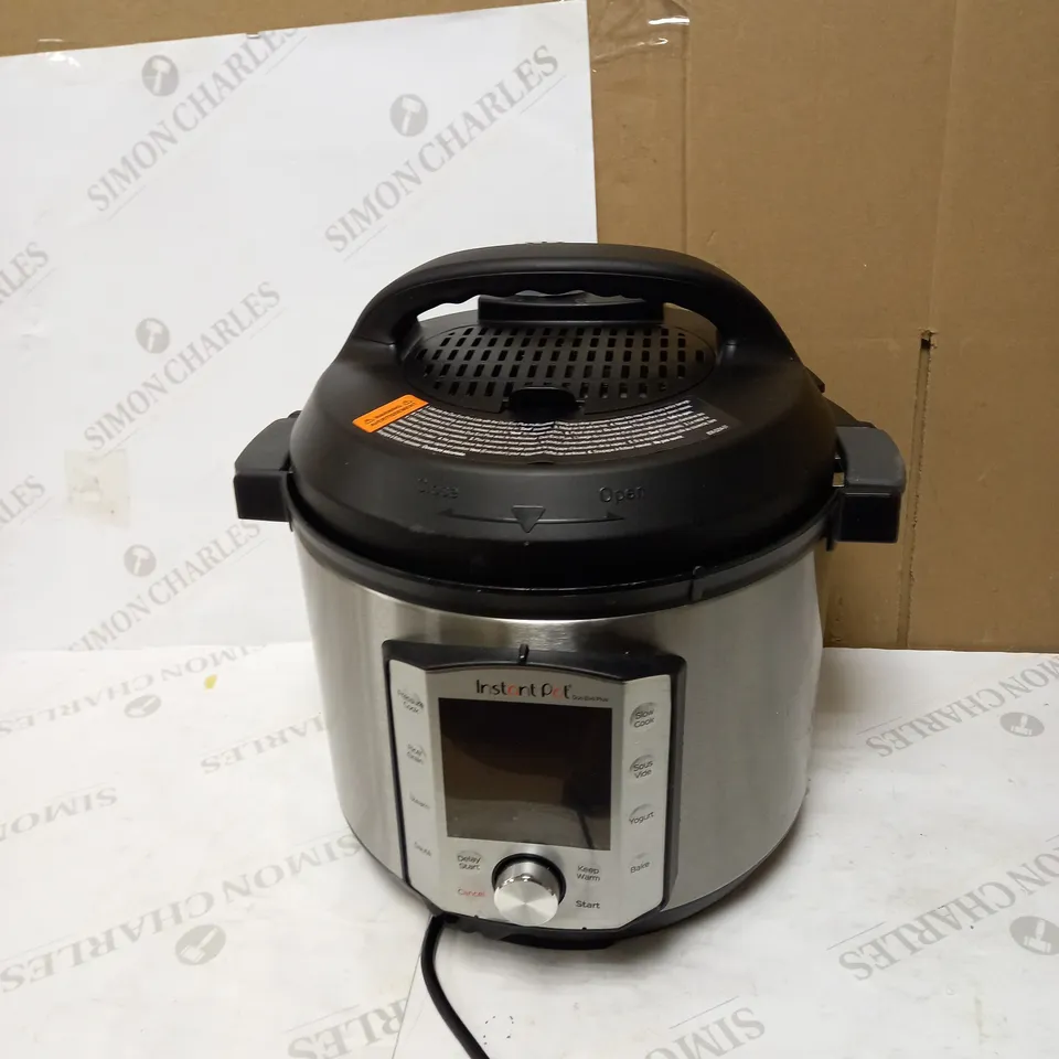 INSTANT POT DUO EVO PLUS ELECTRIC PRESSURE COOKER