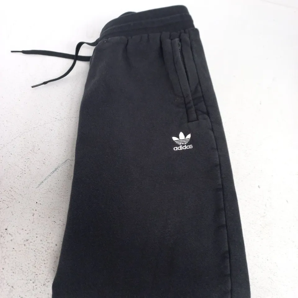ADIDAS ORIGINAL TRACKSUIT BOTTOMS - SIZE 14/15 YRS