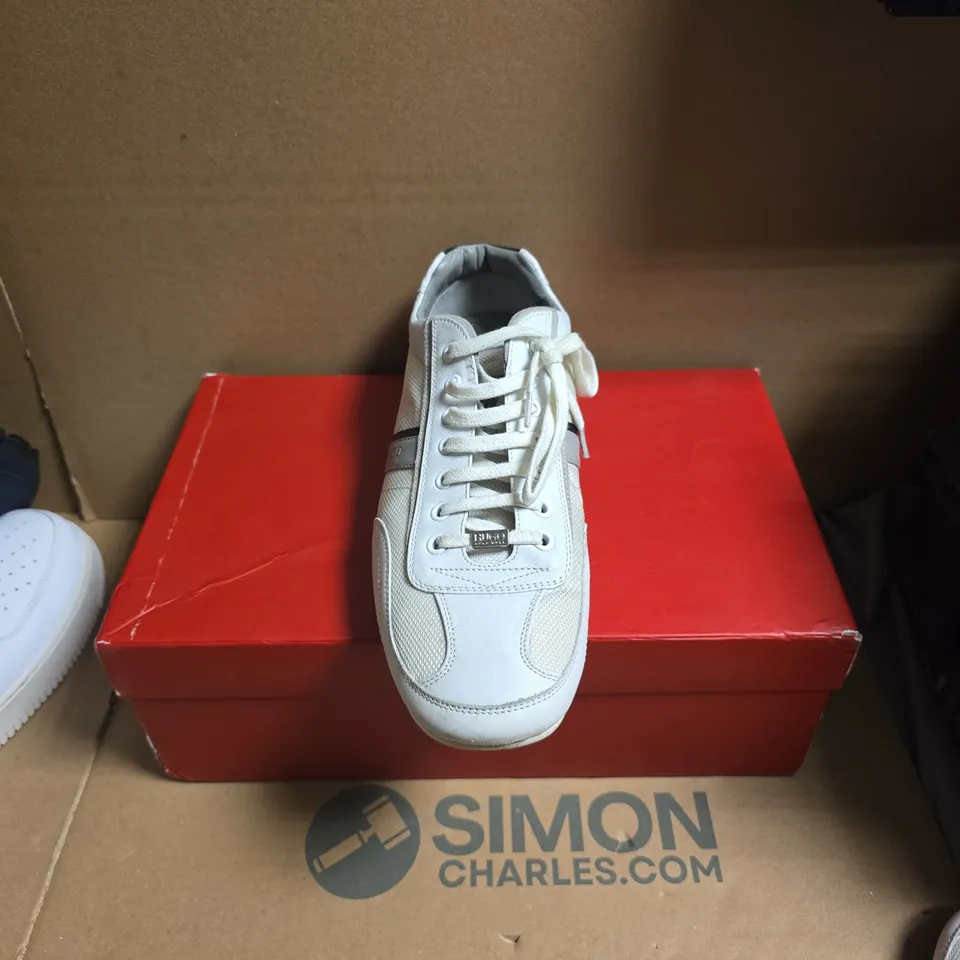 HUGO BOSS THATOZ TRAINERS – UK 9 – WHITE