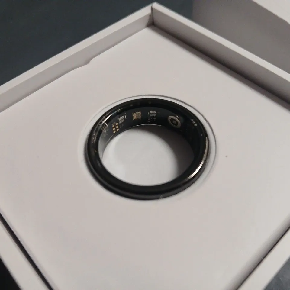 BOXED HERZ P1 SMART RING