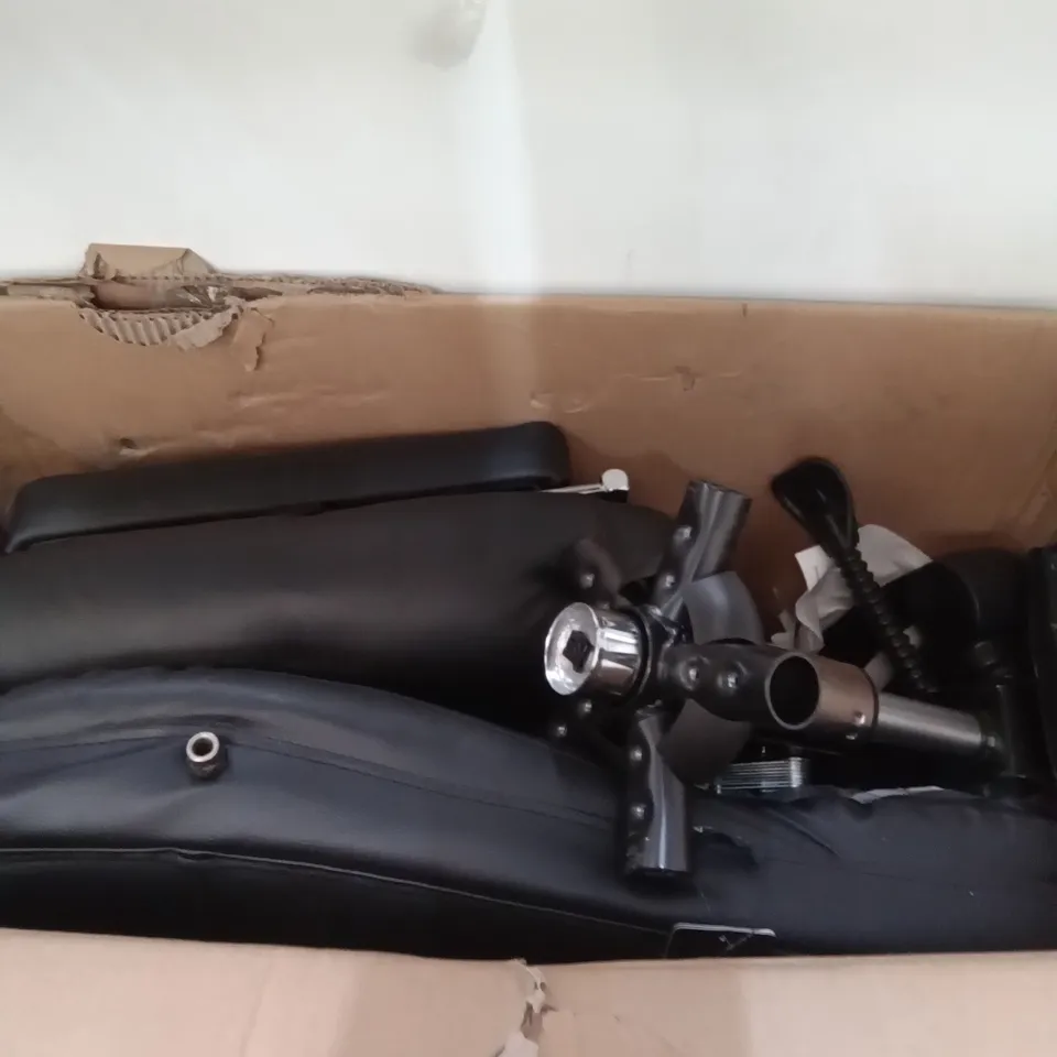 BOXED HBADA OFFICE CHAIR (BLACK) 