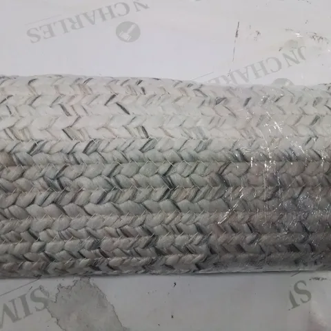 BRAND NEW NULOOM 3'X5' IVORY RUG
