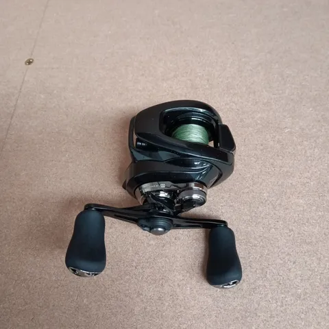 SHIMANO METANIUM DC BAITCASTING FISHING REEL