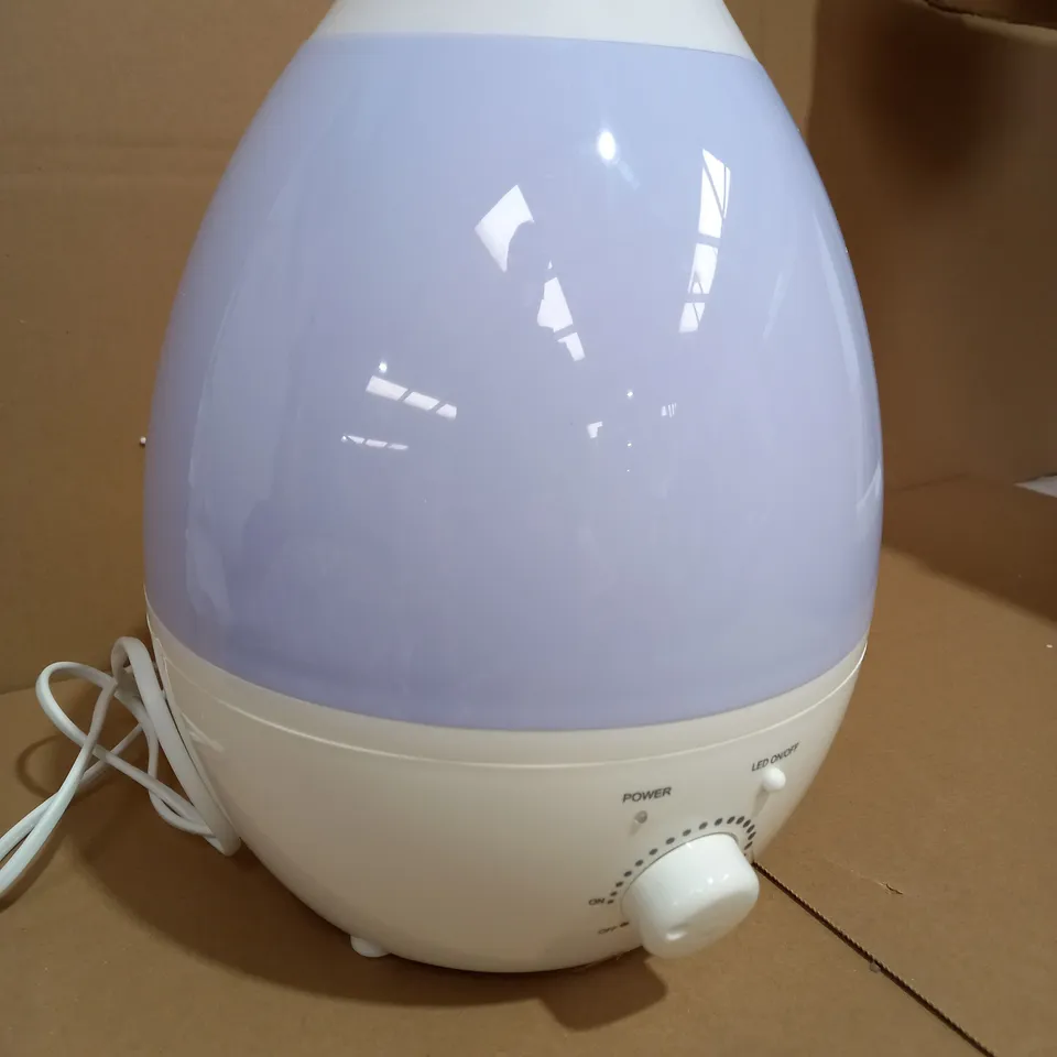 BELL HOWELL COLOUR CHANGING HUMIDIFIER 