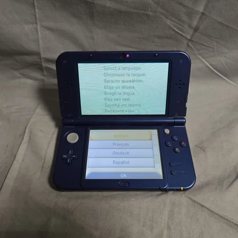 NINTENDO 3DS XL HANDHELD CONSOLE 