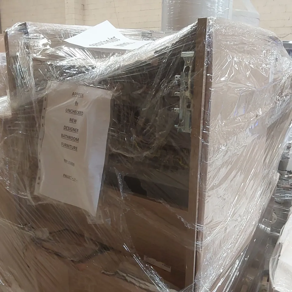 PALLET CONTAINING APPROXIMATELY 8x ASSORTED DESIGNER BATHROOM FURNITURE ITEMS