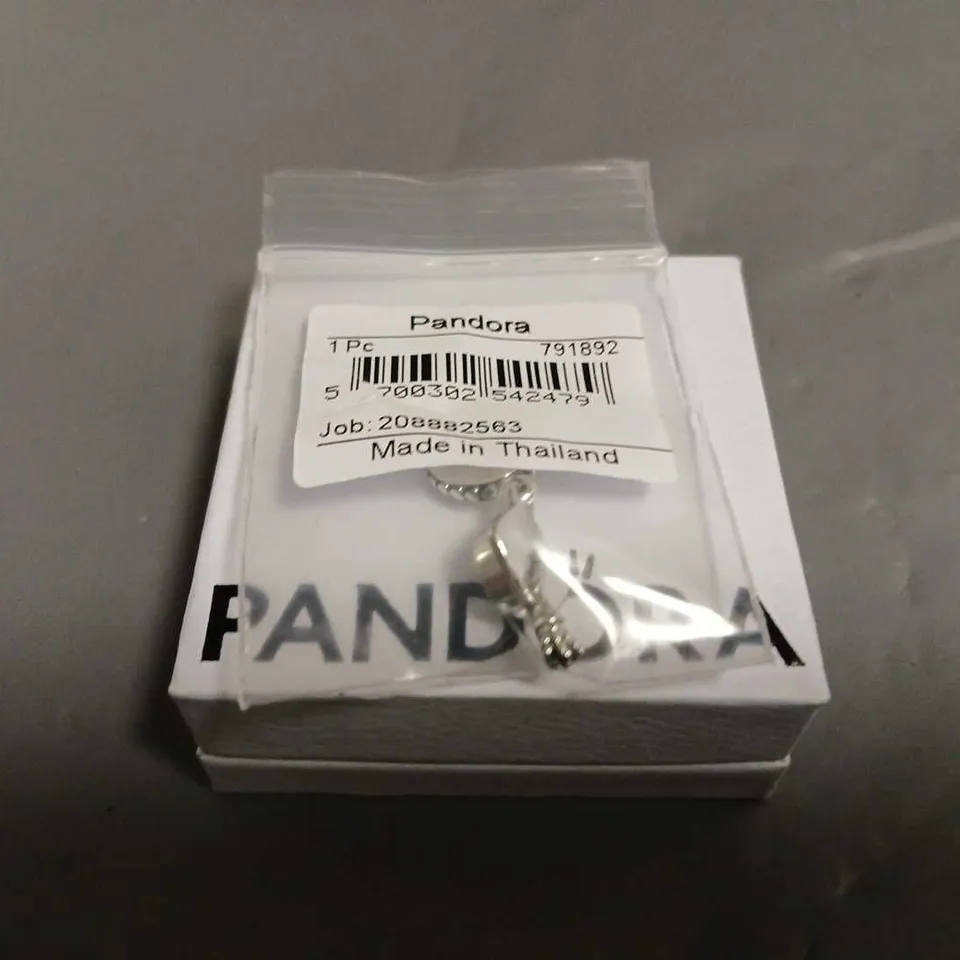 BOXED PANDORA GRADUATION CHARM