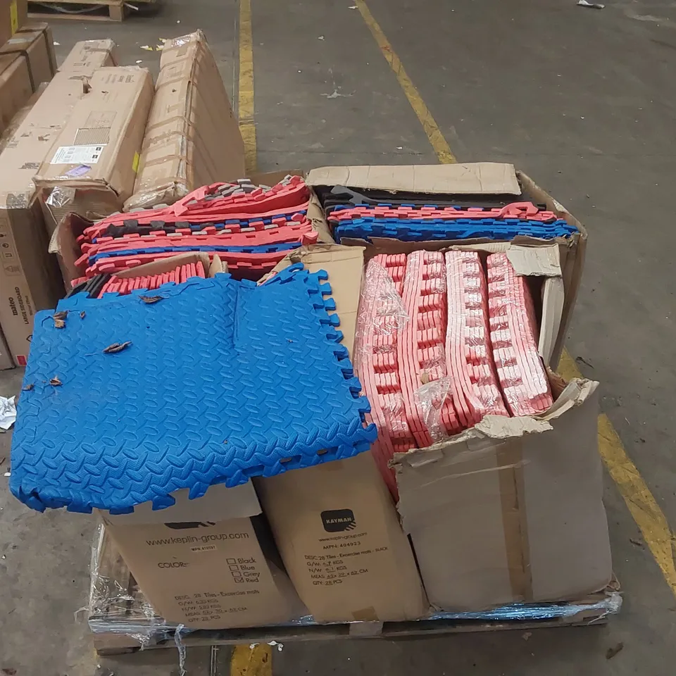 PALLET CONTAINING A LARGE ASSORTMENT OF EXERCISE TILES 