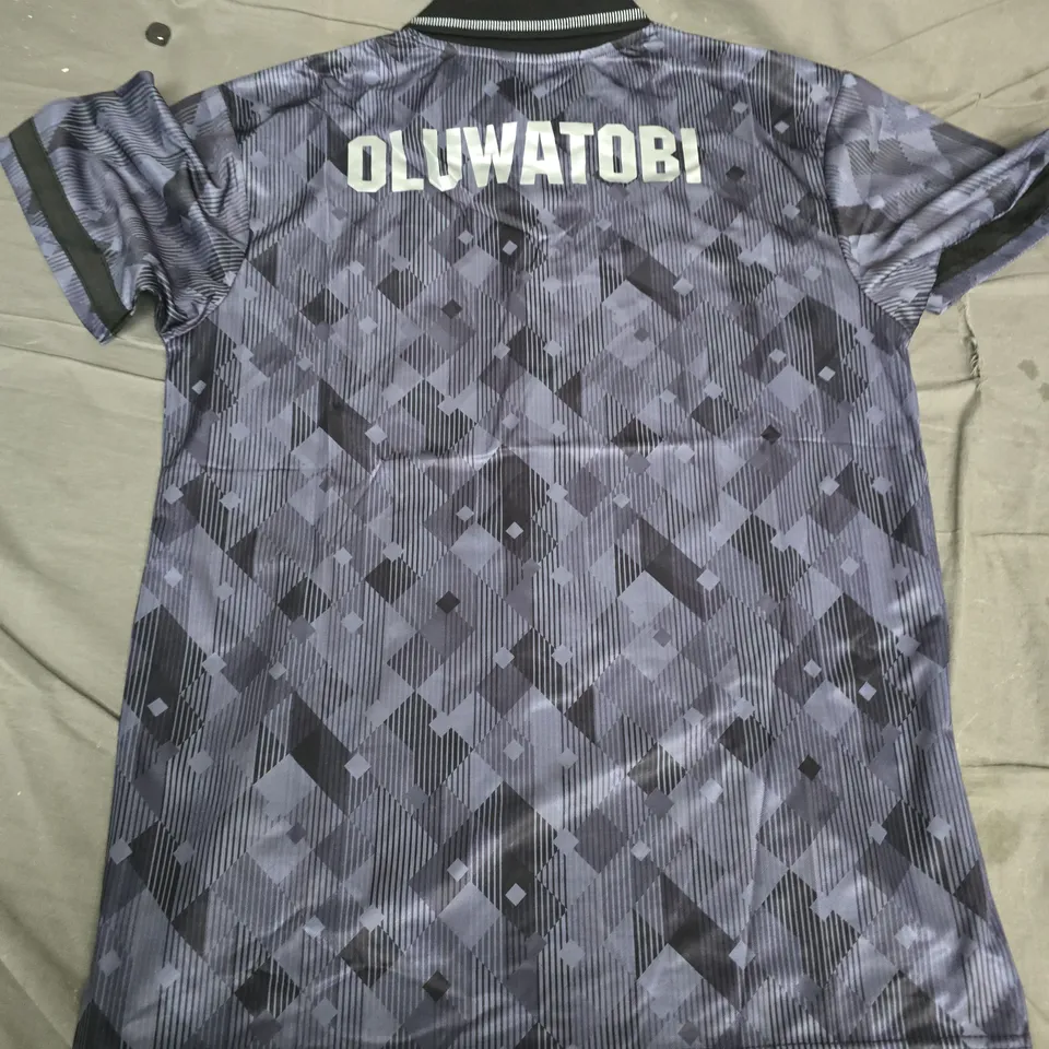 UMBRO ENGLAND FOOTBALL SHIRT XL – PURPLE GEOMETRIC PATTERN, LIMITED EDITION, PERSONALISED 'OLUWATOBI' ON BACK