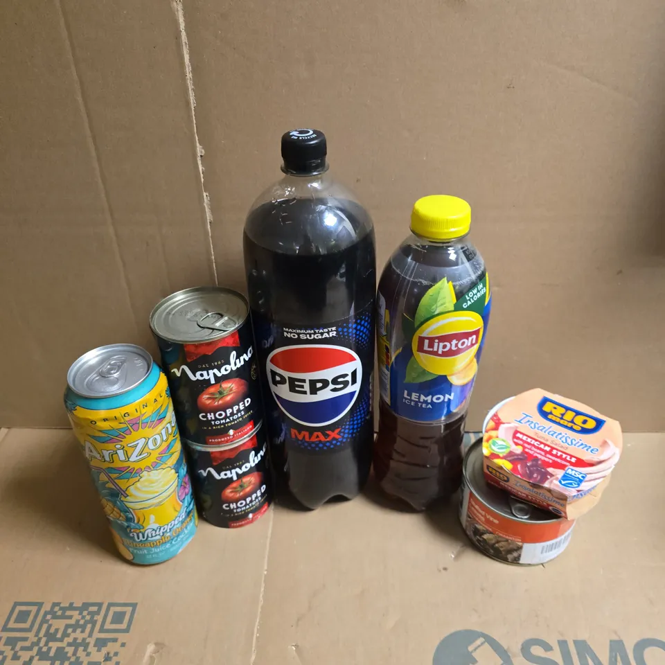 APPROXIMATELY 13 ASSORTED FOOD & DRINK ITEMS TO INCLUDE PEPSI MAX, RIOMARE TUNA SALAD, STUFFED VINE LEAVSE, ETC - COLLECTION ONLY