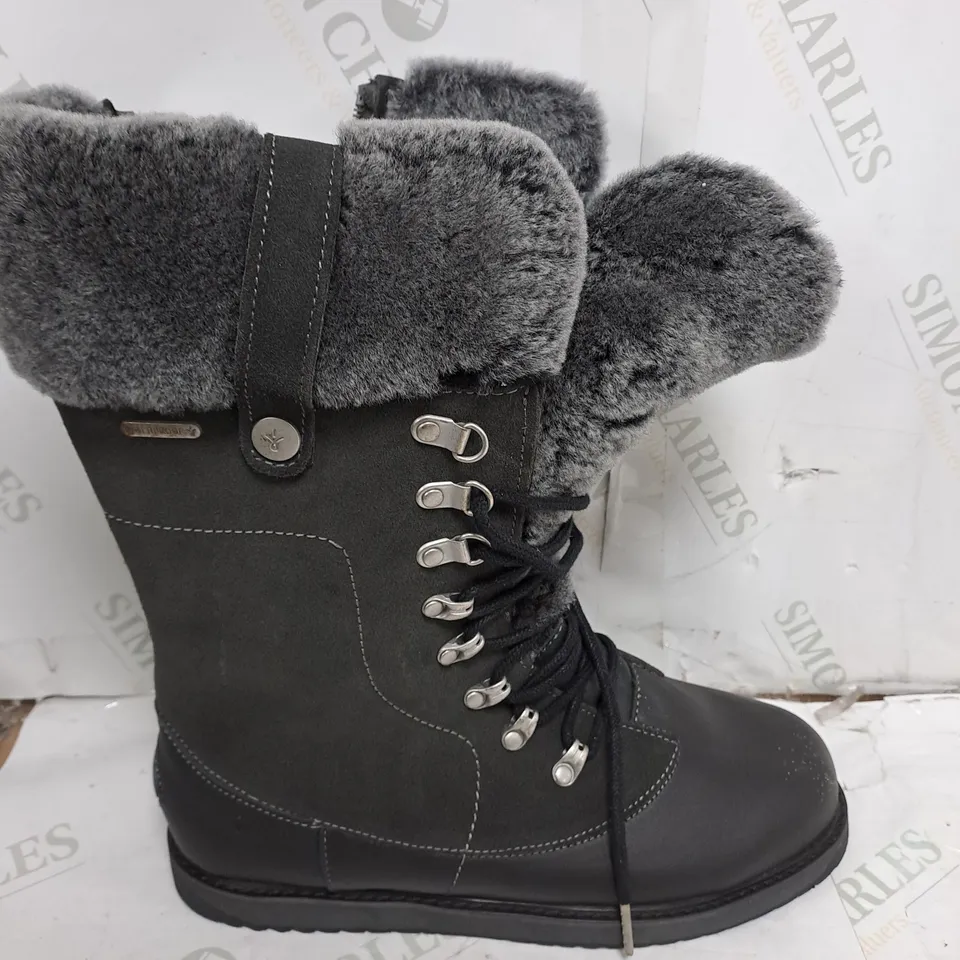 EMU ALL WEATHER ORICA HI WATERPROOF BOOT IN GREY - EU 40
