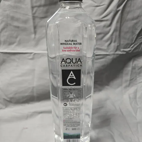 6 X BOTTLES OF AQUA CARPATICA NATURAL MINERAL WATERS - 6 X 2L