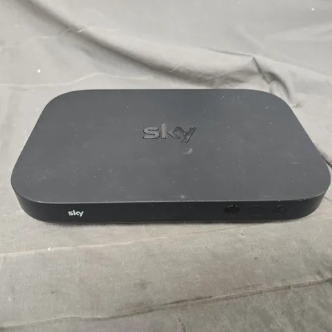 SKY TV BOX 