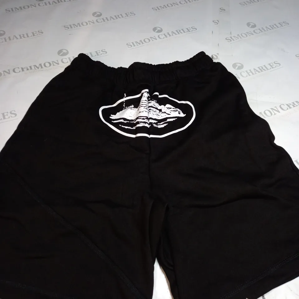 CORTIEZ BLACK SHORTS SIZE M 