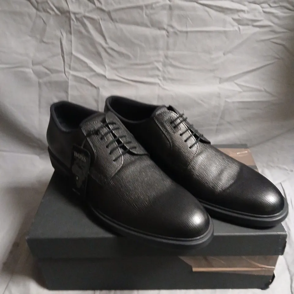 HUGO BOSS FIRST CLASS DERBY SHOES IN BLACK - 11