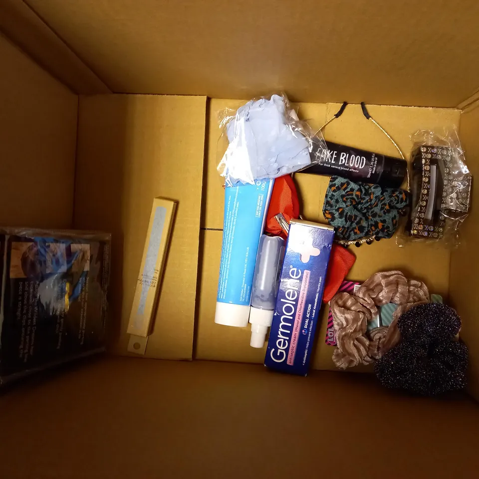 BOX OF APPROX 20 ITEMS TO INCLUDE CHILDS FARM BODY WASH, CHILDS FARM BABY MOISTURISER, CHILDS FARM HAIR AND BODY WASH