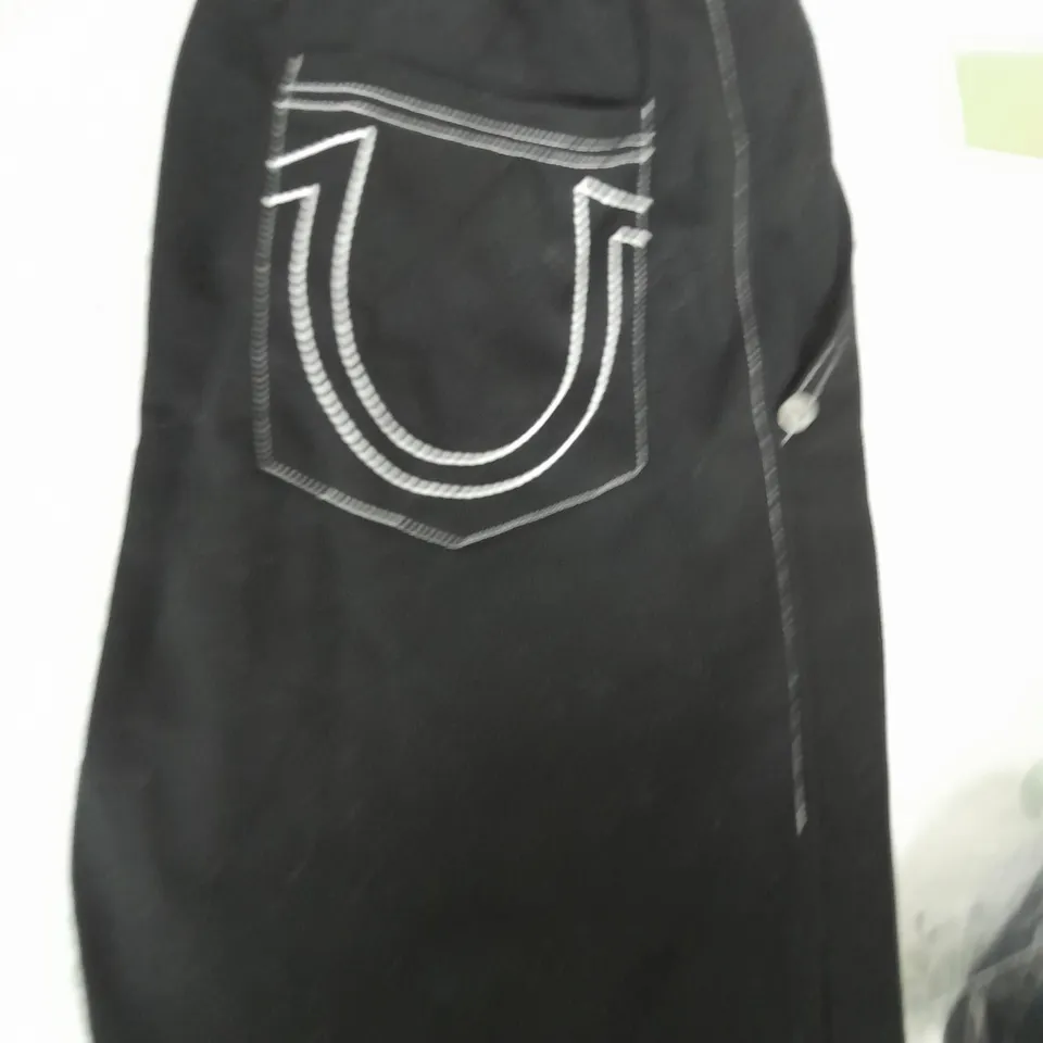 TRUE RELIGION BLACK TRACKSUIT SIZE UNSPECIFIED 