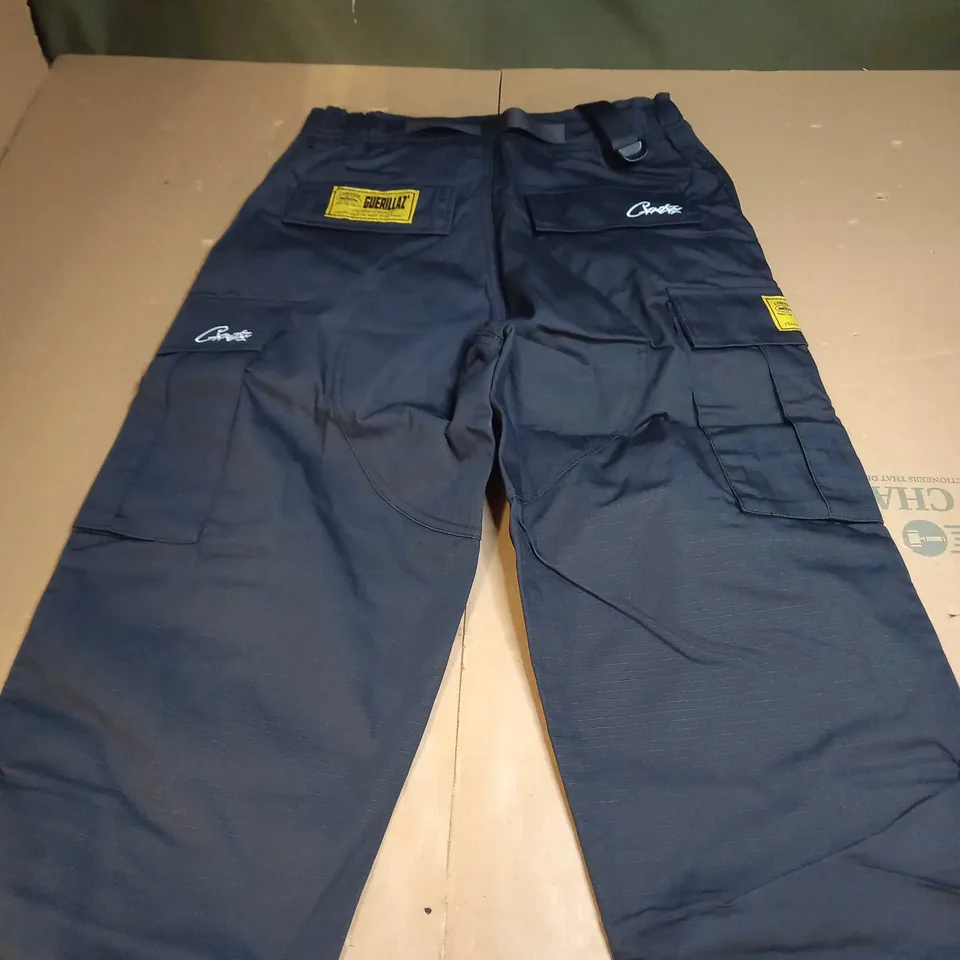 CORTEIZ GUERILLAZ CARGOS PANTS IN BLACK - SIZE UNSPECIFIED