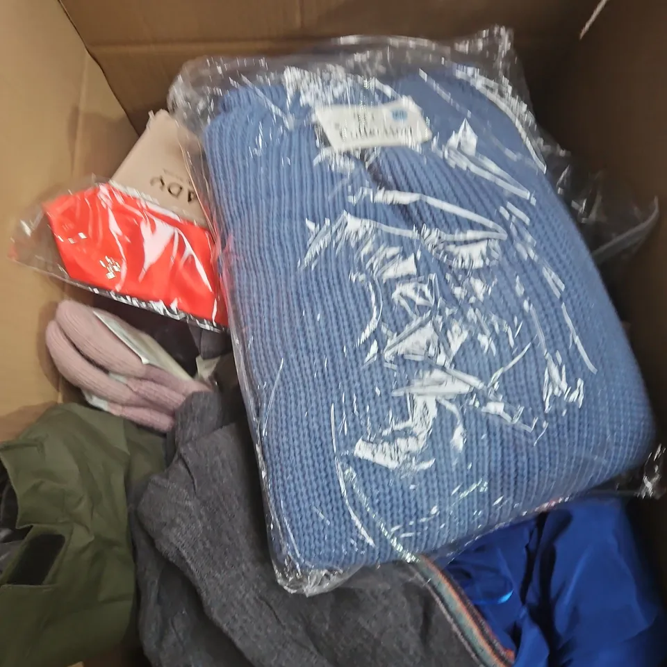 LARGE BOX OF APPROXIMATELY 25 ASSORTED CLOTHING ITEMS IN VARIOUS COLOURS, STYLES AND SIZES - COLLECTION ONLY