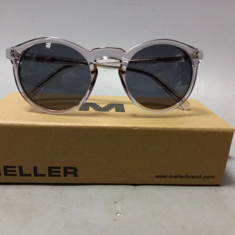 MELLER CLEAR FRAME SUNGLASS 