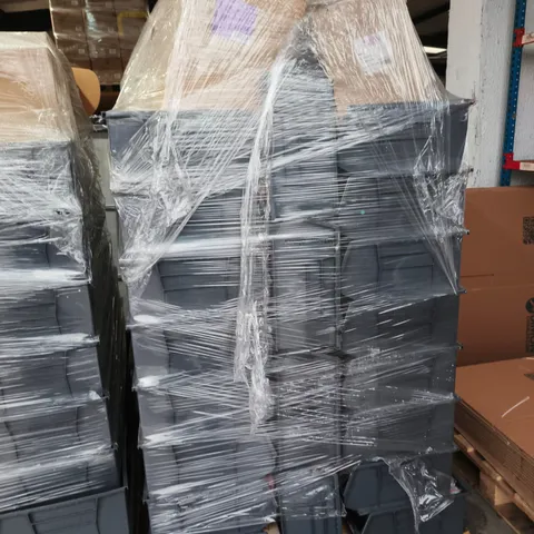 PALLET OF ASSORTED GREETING CARDS FOR VARIOUS SOCIAL OCCASIONS