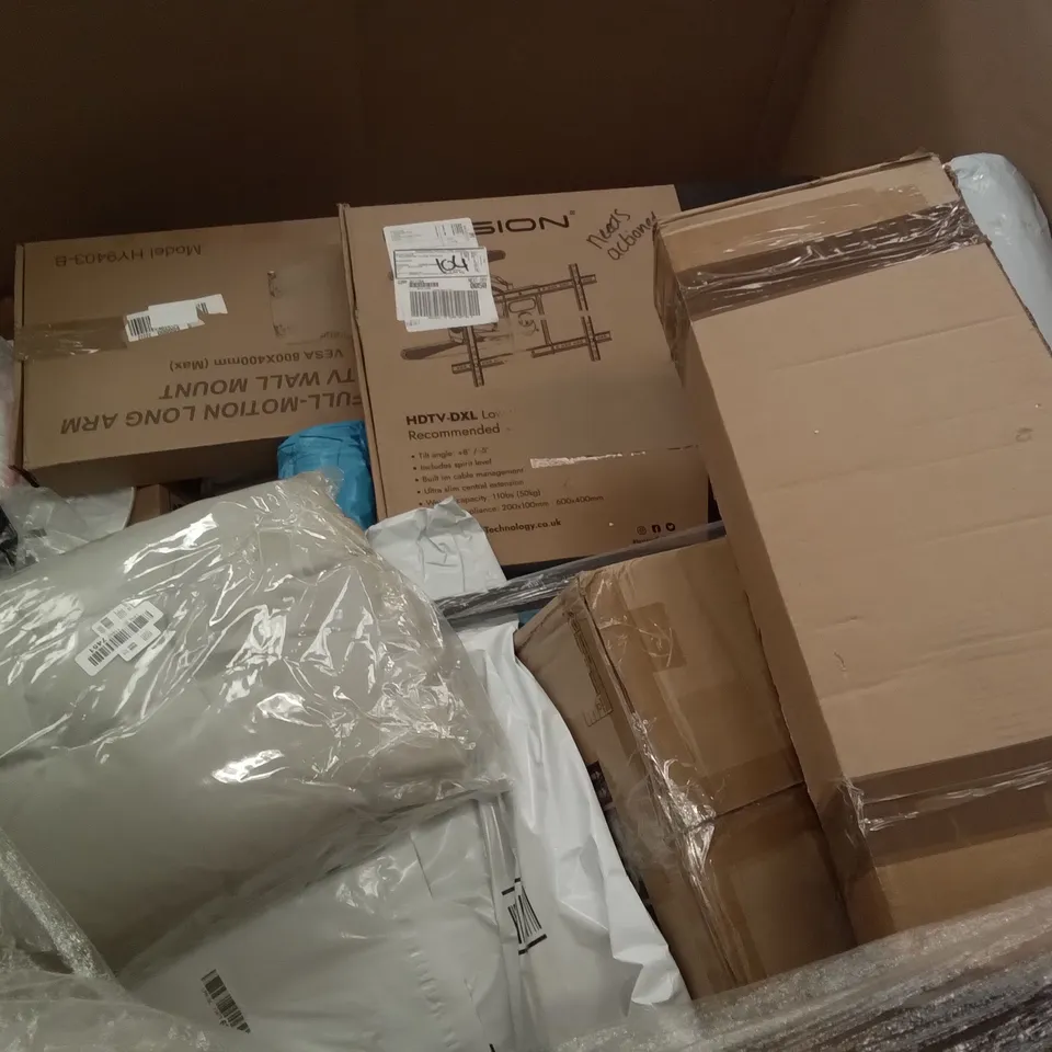 PALLET OF ASSORTED ITEMS INCLUDING SOREBCEK STOVE AND SINK GAP COVERS, PULL UP BAR, MULTIFUNCTION HEALTHY ARM REST, XXL BUILDING BLOCKS, PRIVACY SCREEN, GAMING RACING WHEEL