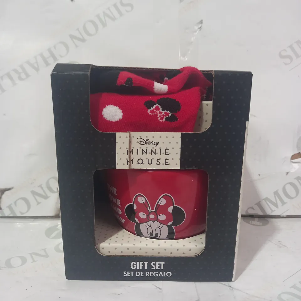 DISNEY MINNIE MOUSE SOCKS AND MUG GIFT SET