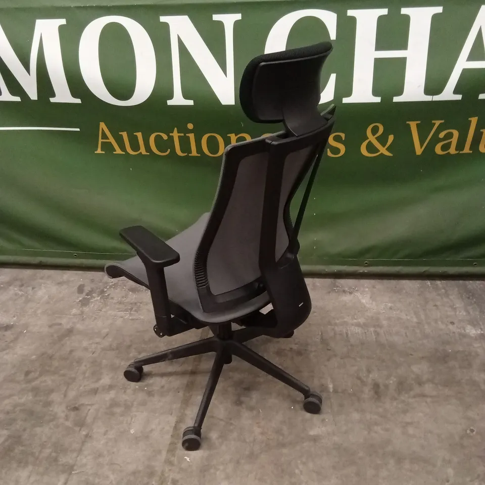 MESH OFFICE CHAIR WITH HEADREST - GREY/BLACK