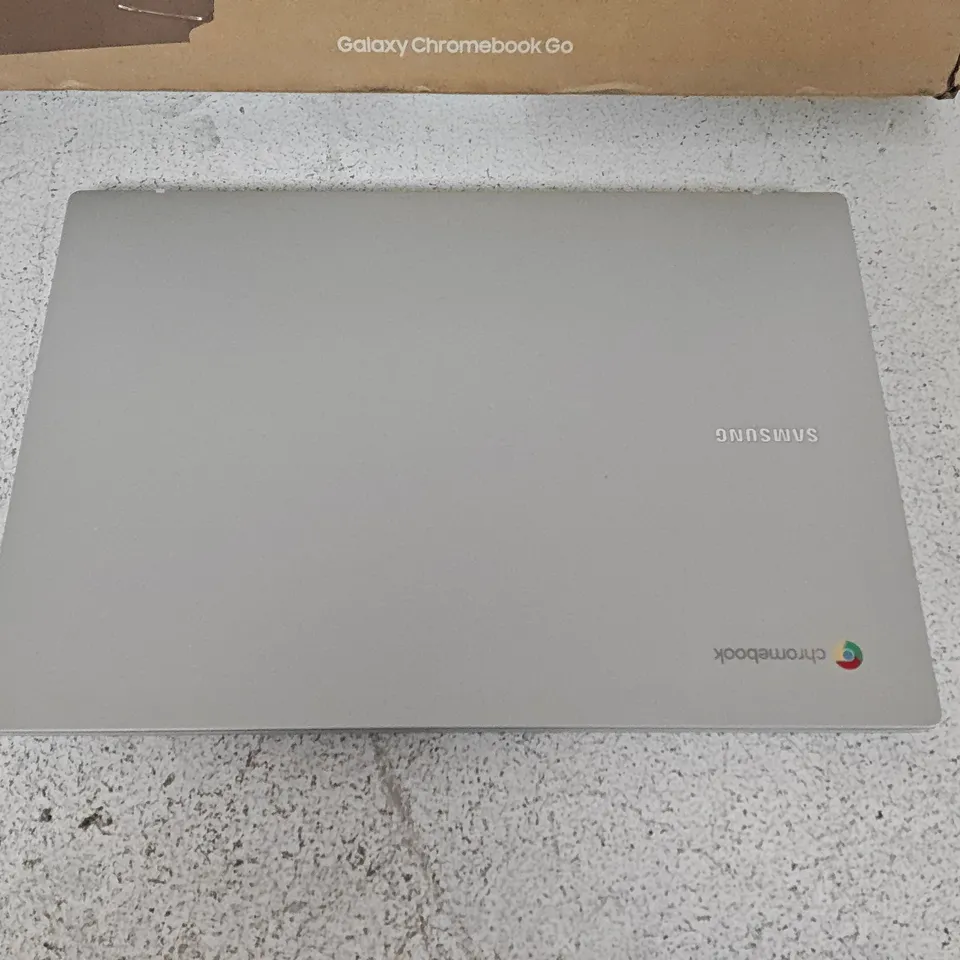 BOXED SAMSUNG CHROMEBOOK GO INTEL CELERON LAPTOP IN SILVER - XE340XDA