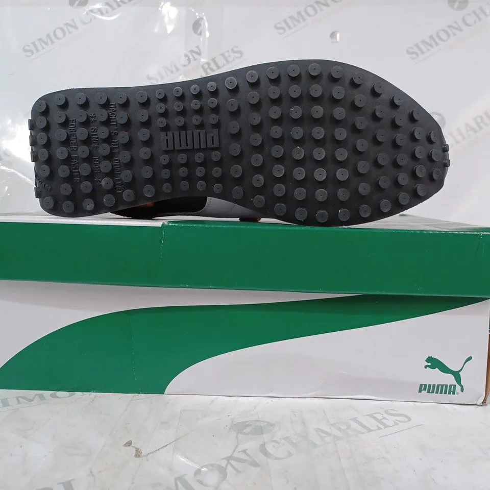 BOXED PAIR OF PUMA RIDER DISPLACED TRAINERS IN ASPHALT UK SIZE 9